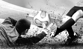 Khi chơi thể thao, chúng ta rất dễ bị chấn thương