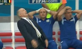 Ảnh chế siêu hài về cú ngả người của HLV Sabella