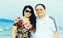 Chị Tiến hạnh phúc cùng người chồng thứ 3.