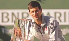 Nole được “thần gió” giúp sức để lên ngôi tại Indian Wells. Ảnh: bnpparibasopen