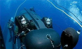 Khám phá 'tàu ngầm chở tử thần' của đặc nhiệm hải quân Mỹ