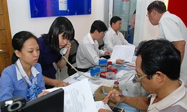 Phương án nâng tuổi hưu không được các ĐBQH tán đồng. Ảnh minh họa