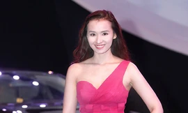 Lã Thanh Huyền rực rỡ giữa dàn sao