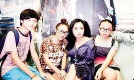 Thanh Lam luôn dạy các con nhìn vào gương của mẹ để sống đúng mực. Ảnh nhân vật cung cấp.