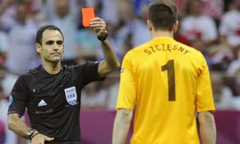 “Vua thẻ”Velasco Carballo sẽ bắt chính trận Anh – Uruguay