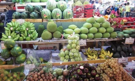 Chôm chôm, bòn bon, me của Thái Lan đang được người tiêu dùng chọn lựa thay cho trái cây Trung Quốc. Ảnh: VnExpress