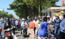  Tiểu thương tập trung trước UBND tỉnh Đắk Lắk