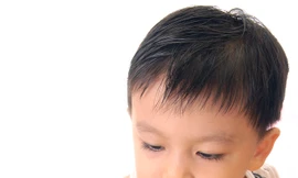 Chất lượng bữa ăn ở trường vẫn còn là nỗi băn khoăn của nhiều bậc phụ huynh 