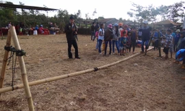 Trò chơi qua cầu Kiều