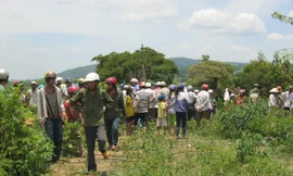 Chết không toàn thây vì cưa bom lấy sắt