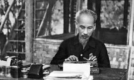 Từ chiếc máy đánh chữ của Người đã ra đời nhiều văn kiện liên quan đến vận mệnh đất nước