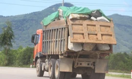 Chiếc xe quá tải