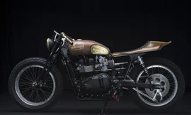 Triumph Scramber độ của Sarah.