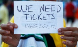 Nhu cầu vé rất lớn tại mỗi kỳ World Cup tạo điều kiện cho thị trường vé chợ đen phát triển