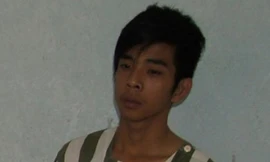 Dùng búa giết bạn gái, cướp tài sản