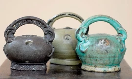 Bộ sưu tập 'Ông bình vôi' tiền tỷ ở đất Tây Đô