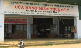 Khu miễn thuế hoạt động cầm chừng.