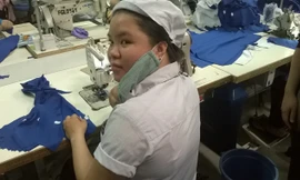 Chị Nguyễn Thị Nhung đang lao động tại Cty Fashion Garments