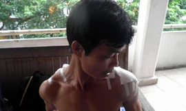 Giám đốc công ty chở côn đồ chém người ở quán karaoke?