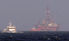 Trợ lý Ngoại trưởng Mỹ Daniel Russel nói việc Trung Quốc đưa giàn khoan Hải Dương 981 vào vùng biển Việt Nam là hành động gây căng thẳng trong khu vực 