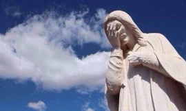 Chúa cũng không thể giúp Brasil. Ảnh chế từ cộng đồng mạng