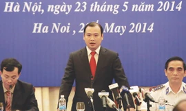 Ông Lê Hải Bình, người phát ngôn Bộ Ngoại Giao đang trả lời báo chí chiều ngày 23/05/2014. ảnh: Như Ý 