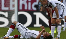 Mats Hummels dính chấn thương