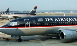 Sự cố hy hữu xảy ra trên chuyến bay US Airways số hiệu 598 khiến nó phải hạ cánh khẩn cấp. Ảnh: UPI 
