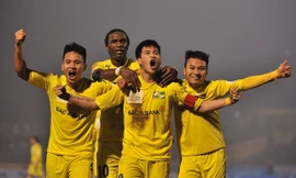 Công Vinh đã có bàn thắng thứ 100 tại V-League. ảnh: VSI