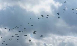 Xem độ tinh nhuệ 200 ‘lính trời’ Mỹ cử đến Ukraine