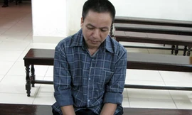 Bị cáo Nguyễn Văn Thú tại tòa.