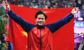 'Nam thần' Khánh Phong giành HCB lịch sử cho TDDC Việt Nam tại Asiad 