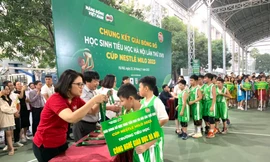 Giải bóng rổ học sinh tiểu học Hà Nội vinh danh hai nhà vô địch