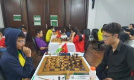 Hai kỳ thủ Việt Nam vô địch giải cờ vua quốc tế Hà Nội 2023