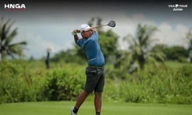 Đức Sơn dẫn đầu sau 2 vòng