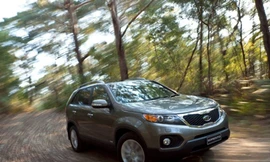 Kia triệu hồi Sorento vì lỗi hệ thống phanh