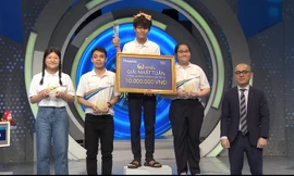 Thí sinh Đường Lên Đỉnh Olympia được khán giả "thả tim" khi song ca cùng MC Khánh Vy