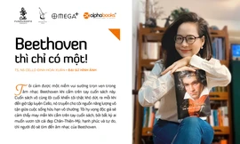 Đinh Hoài Xuân xinh đẹp trong vai trò đại sứ cho… sách về Beethoven