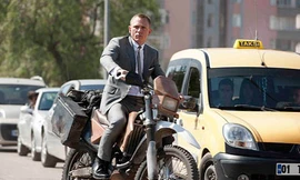 007 đấu giá xe máy trong Skyfall làm từ thiện