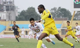 Nhiều ngoại binh đến từ châu Phi Ảnh: Xuân Phú