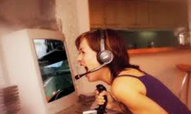 Bỏ tiền mua “quyền” sỉ nhục