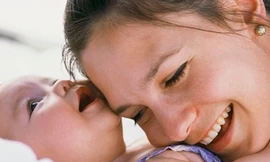 Chế độ dinh dưỡng cho bà mẹ đẻ mổ ít sữa