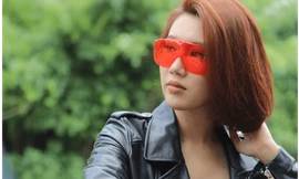 Thúy Ngân té từ sàn đấu cao nửa mét, bị bạn diễn đá vẹo mũi khi đóng phim