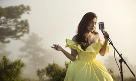 “Nàng Mèo” Khả Như bất ngờ khoe giọng hát ngọt ngào, sâu lắng trong dự án cover