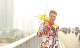 Đàm Vĩnh Hưng diện áo dài in hình Hoài Linh, Mỹ Tâm đi khắp 3 miền làm MV Tết