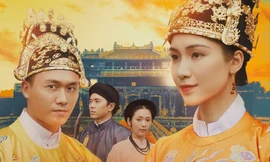 Hòa Minzy gây chú ý với tạo hình cổ trang, chính thức trở lại sau 2 năm