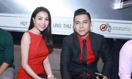 Trà Ngọc Hằng diện đầm đỏ rực, khoe lưng trần nuột nà