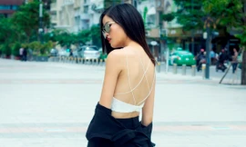 'Gái quê' Chà Mi khoe lưng trần táo bạo trên phố