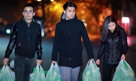 Trở về từ cuộc thi Cặp đôi hoàn hảo, hai Quán quân Hà Duy và Dương Hoàng Yến lại tất bật cho cuộc sống hàng ngày. Tuy vậy, họ đã không quên nhiệm vụ với cộng đồng, đó là chia sẻ hơi ấm tình thương đối với những mảnh đời bất hạnh.