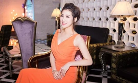 Á hậu Tú Anh sang trọng, gợi cảm với váy đuôi cá